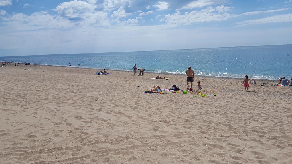 Apartamento Mediterraneo Pineda de Mar Kültér fotó